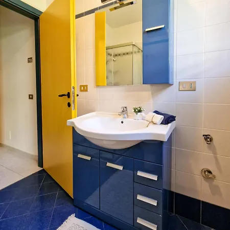 Apartamento Beachside Getaway Flat For Six *