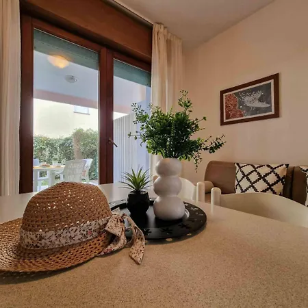 Apartamento Beachside Getaway Flat For Six